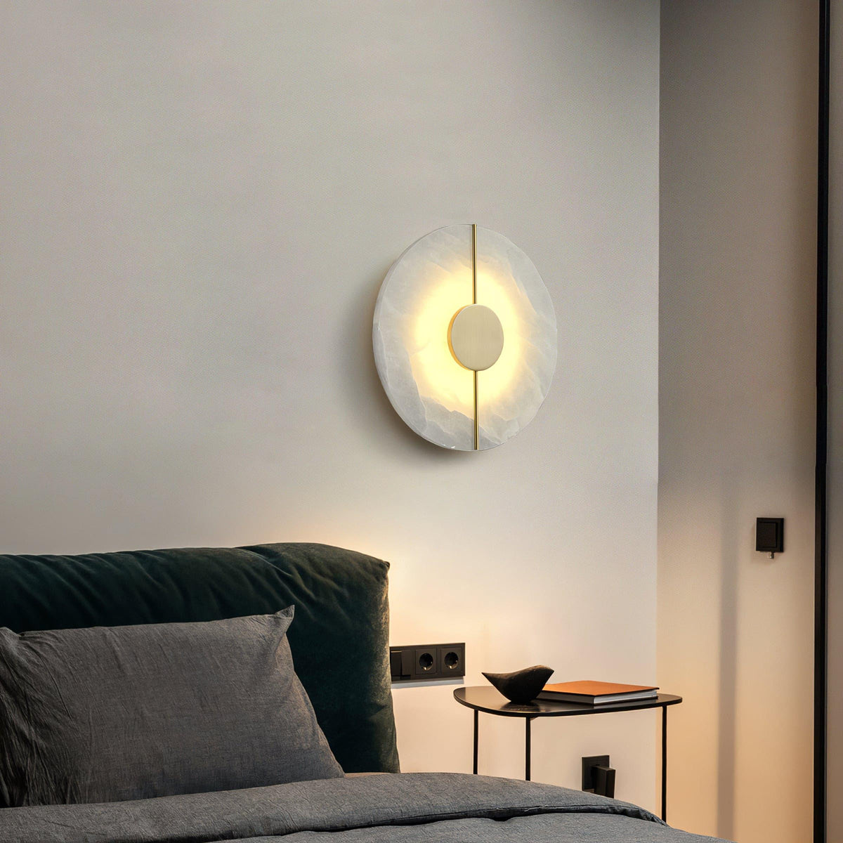 Citheira aplique de pared minimalista en alabastro