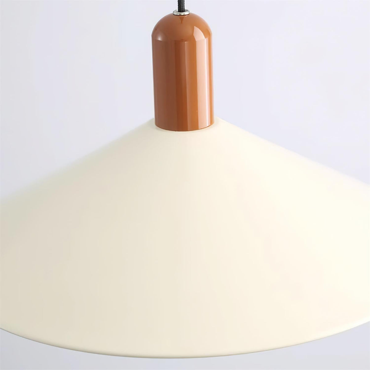 Lámpara colgante LED minimalista cónica para comedor