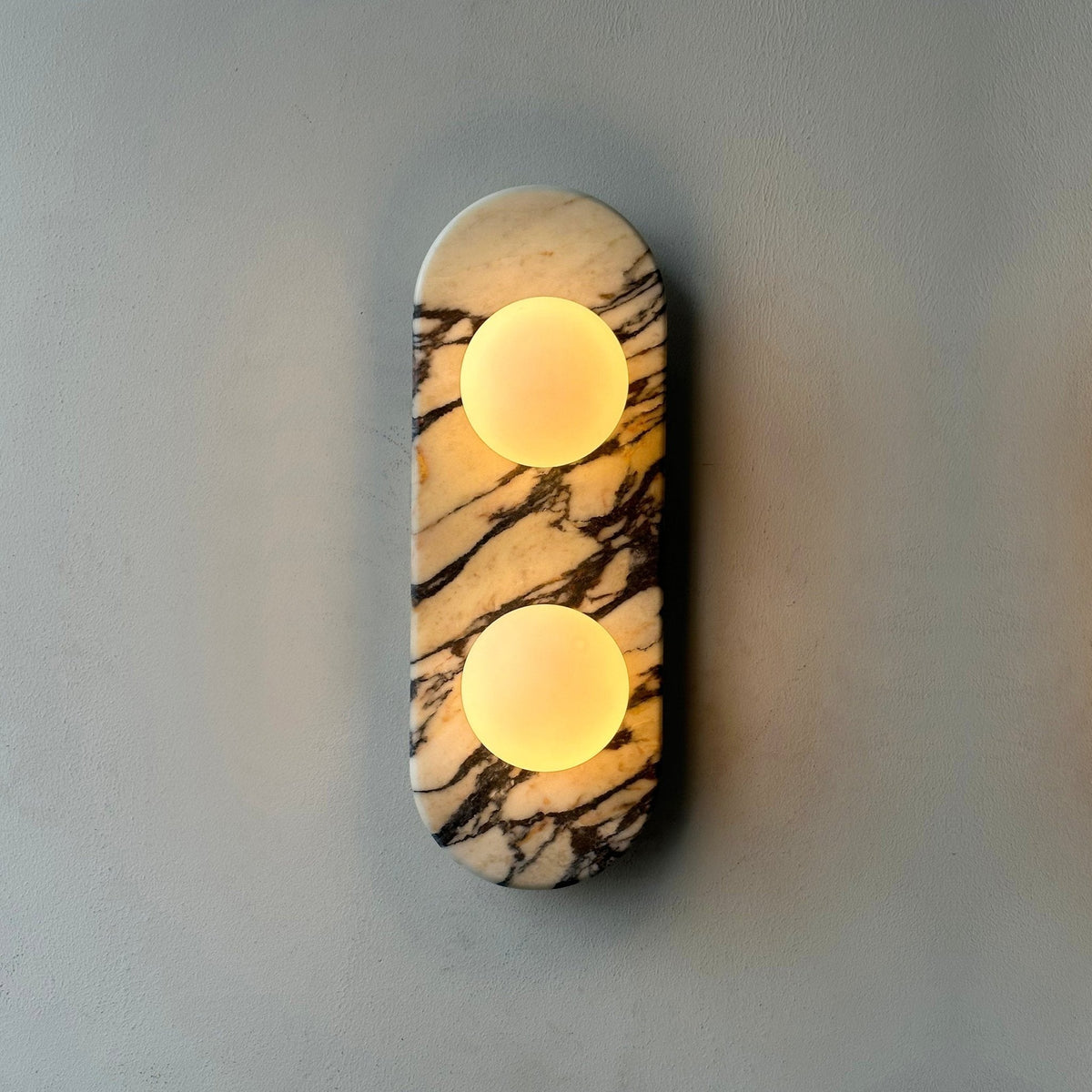 Eirenise aplique de pared Elegancia vidrio mármol Único