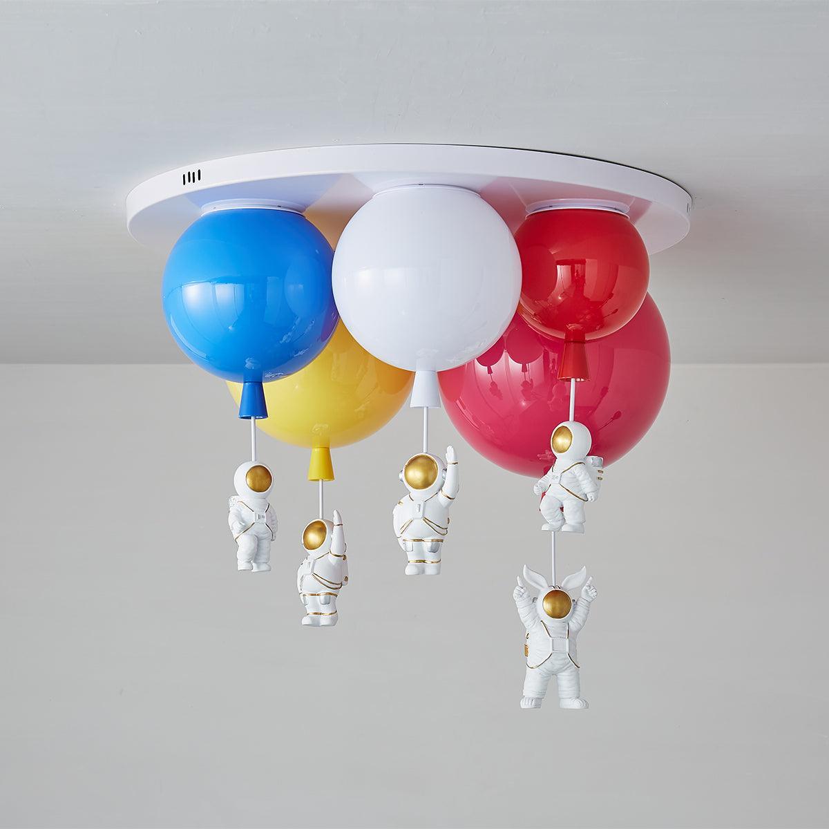 Lumanelle lámpara de techo Astronaut Glossy Balloon para habitación infantil
