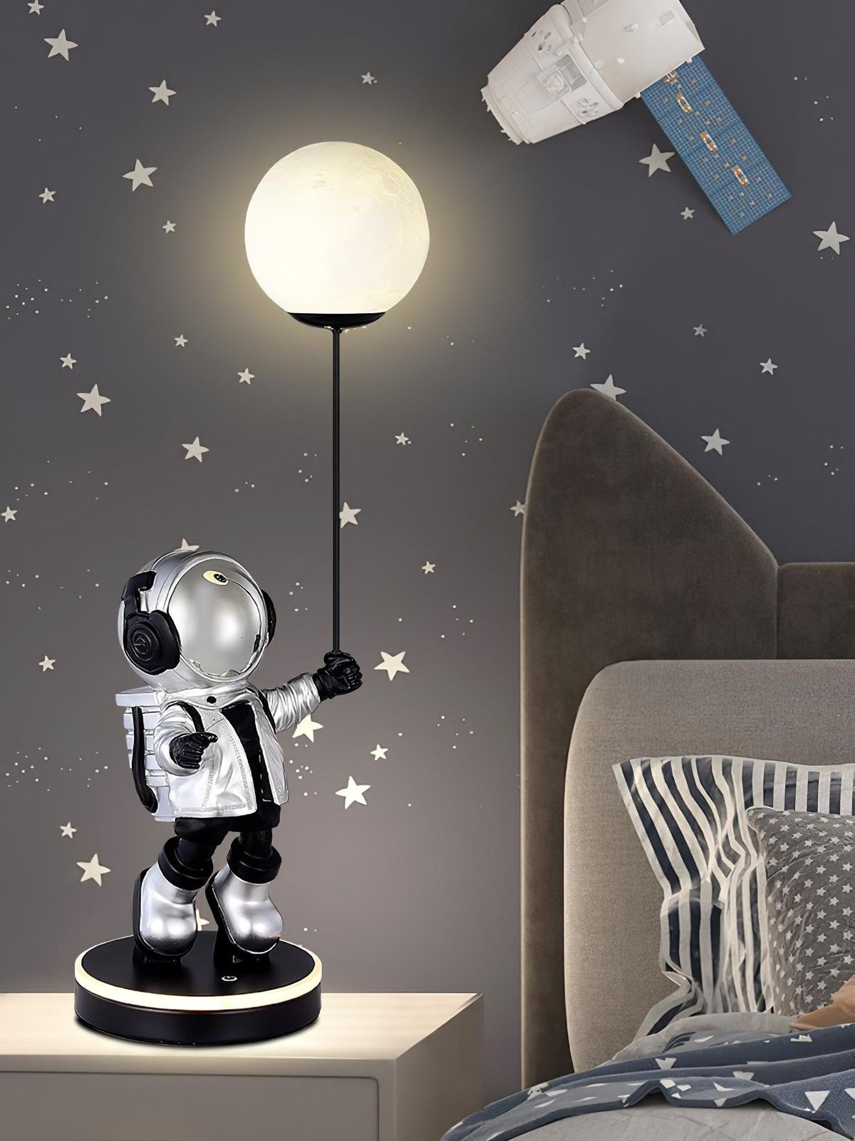 Stellar lámpara de mesa Astronauta y Planeta