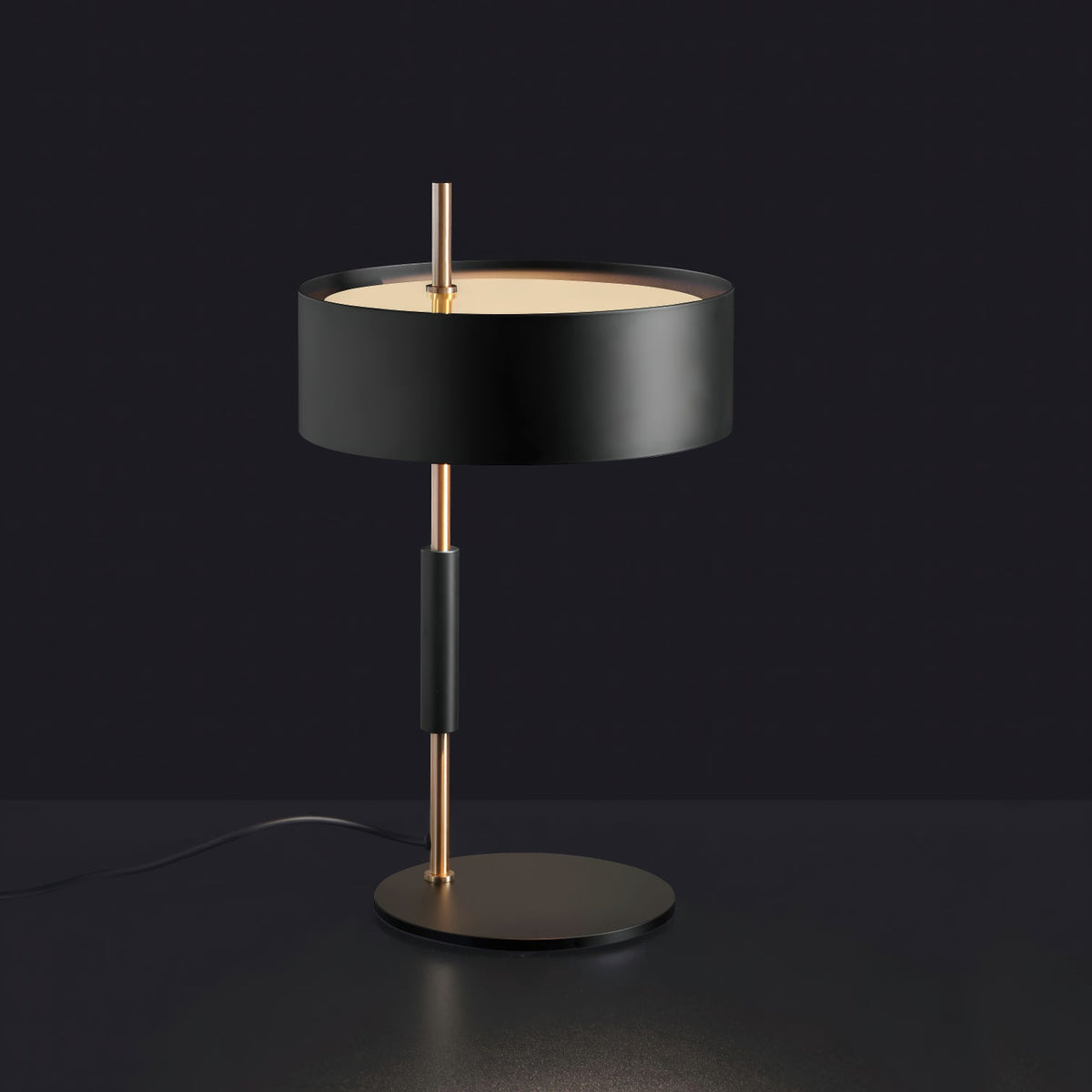 Zenith lámpara de mesa minimalista