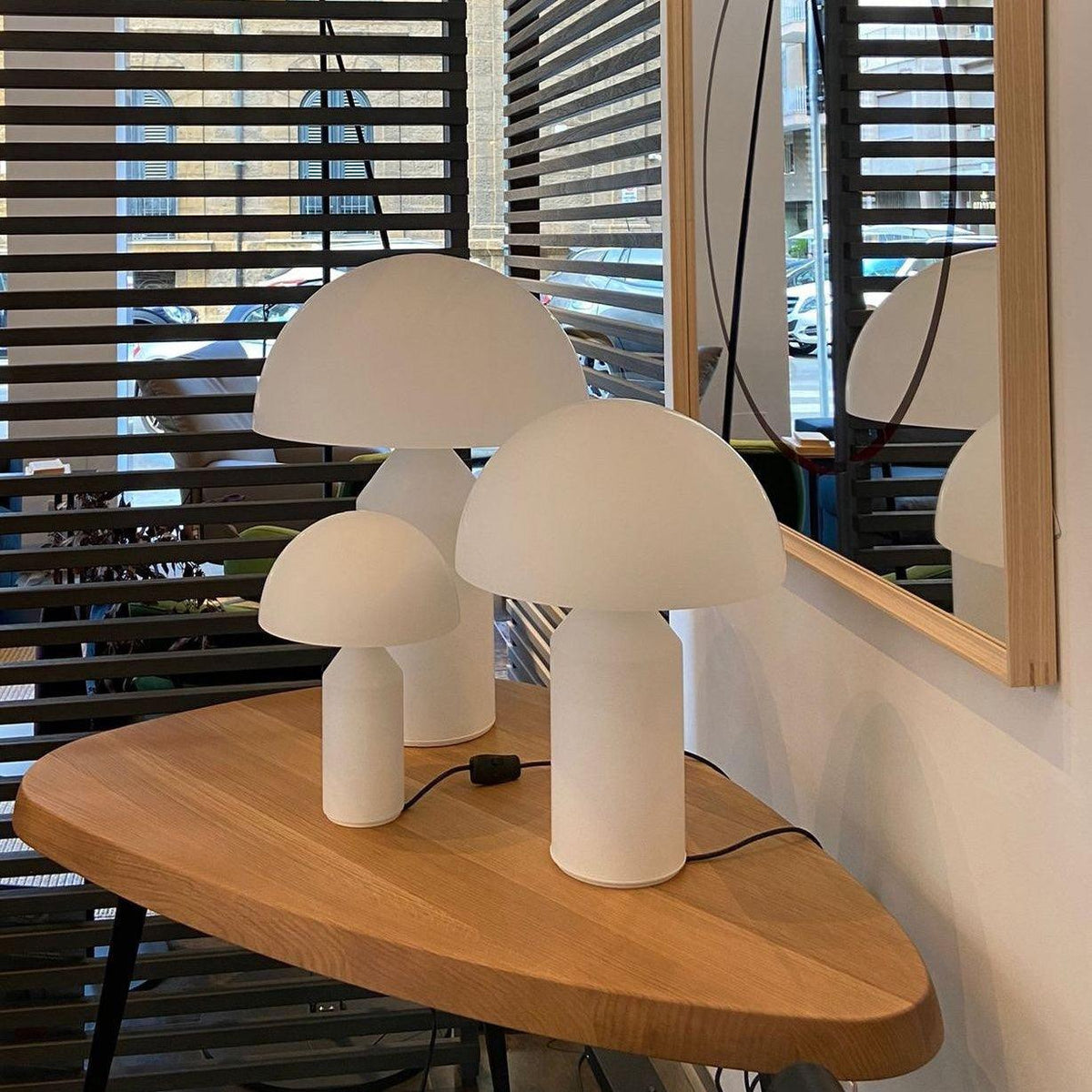 Hesrin lámpara de mesa artística de vidrio