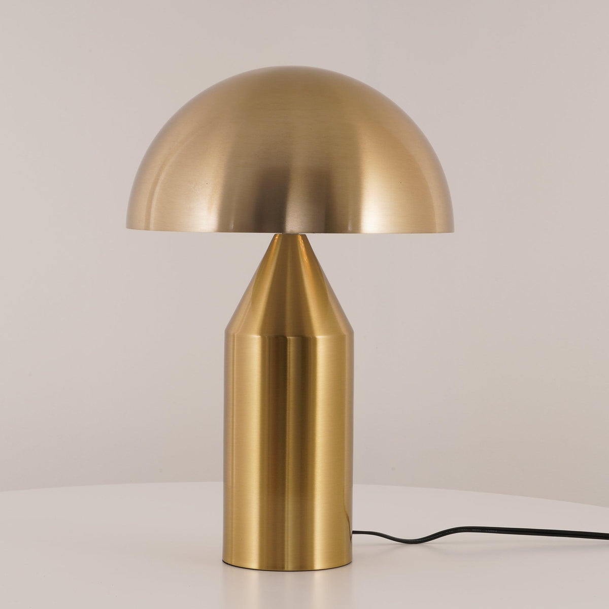 Selisina lámpara de mesa industrial minimalista