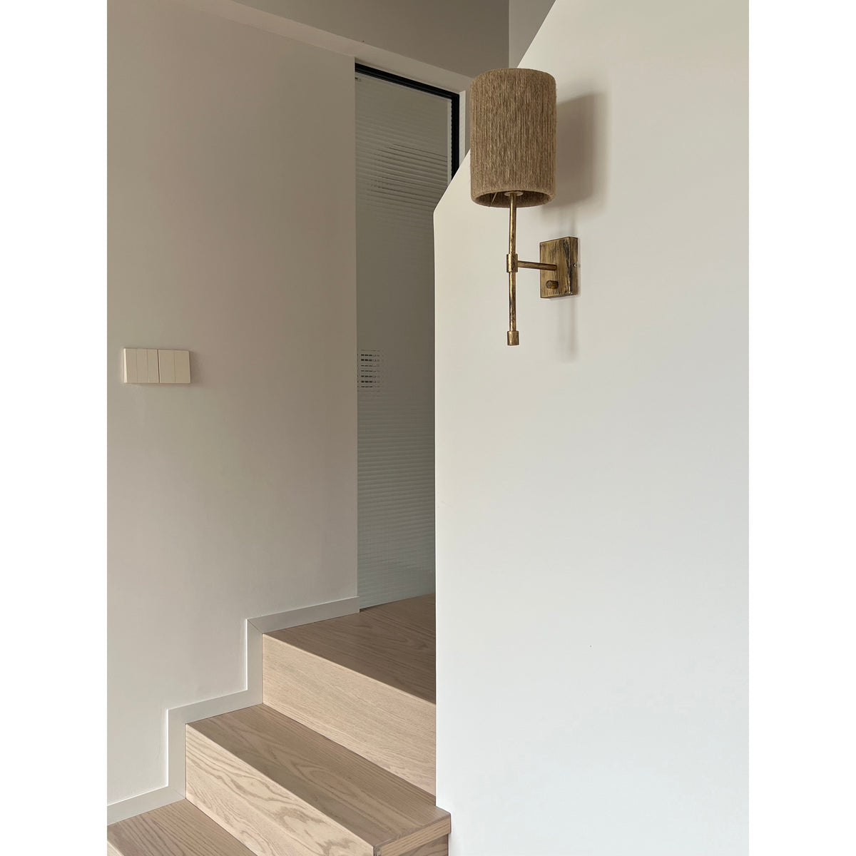 Eirikuvyo aplique de pared moderno minimalista de metal y tela