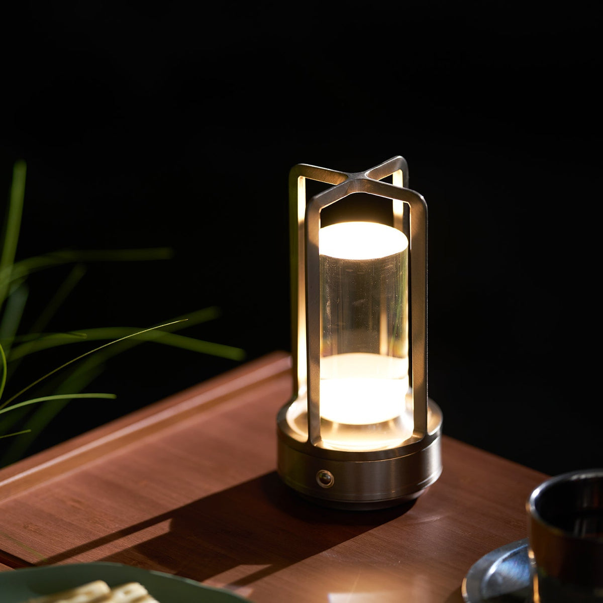 Solvane lámpara de mesa recargable