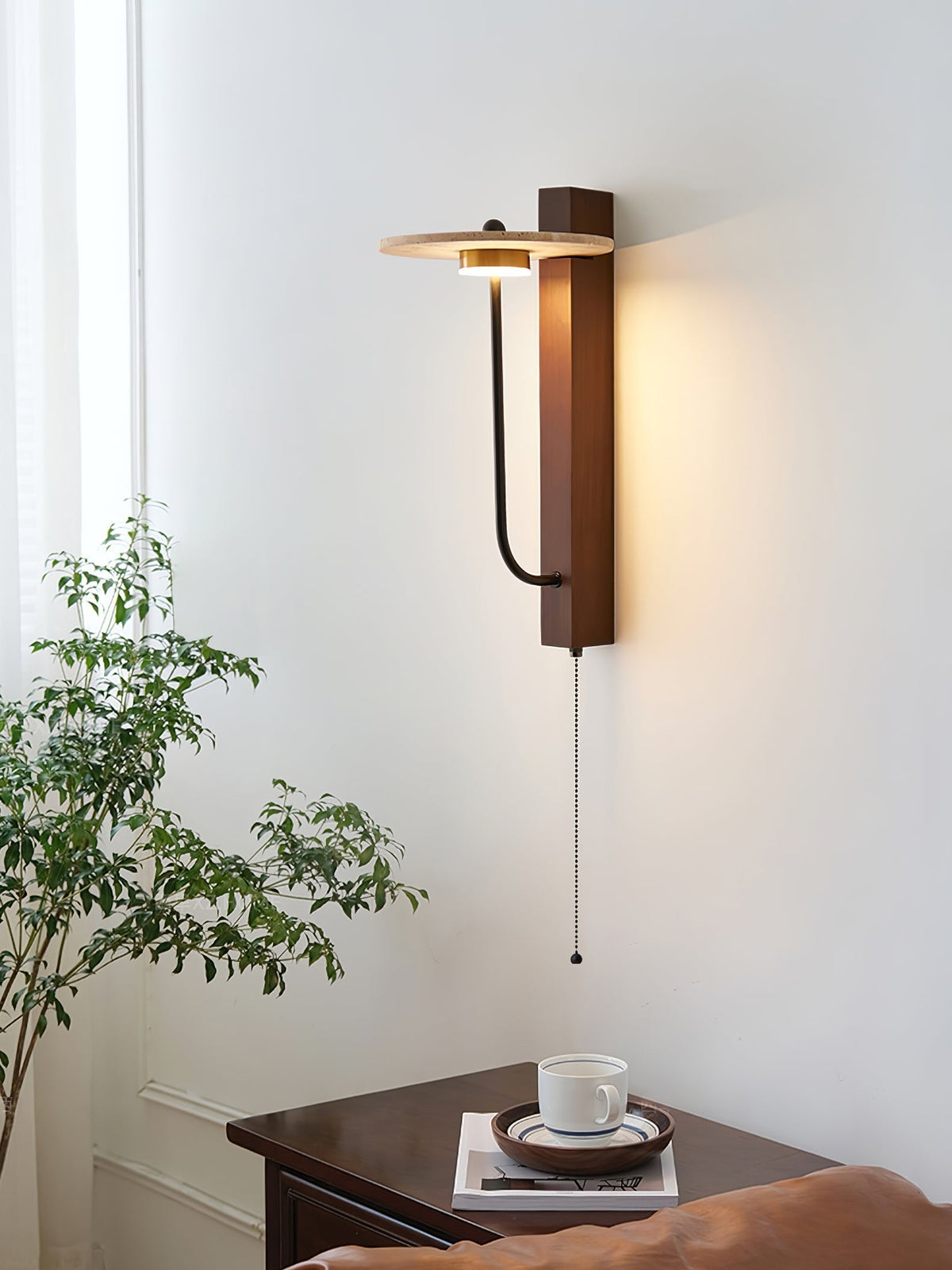Viphayra aplique de pared con brazo articulado en travertino