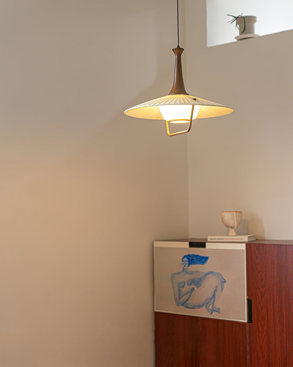 Vionne lámpara colgante de madera y blanco estilo mid-century