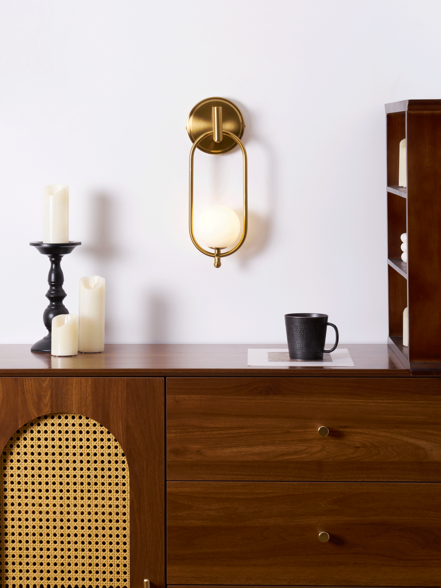 Cumirisra aplique de pared moderno minimalista de latón con pantalla de vidrio