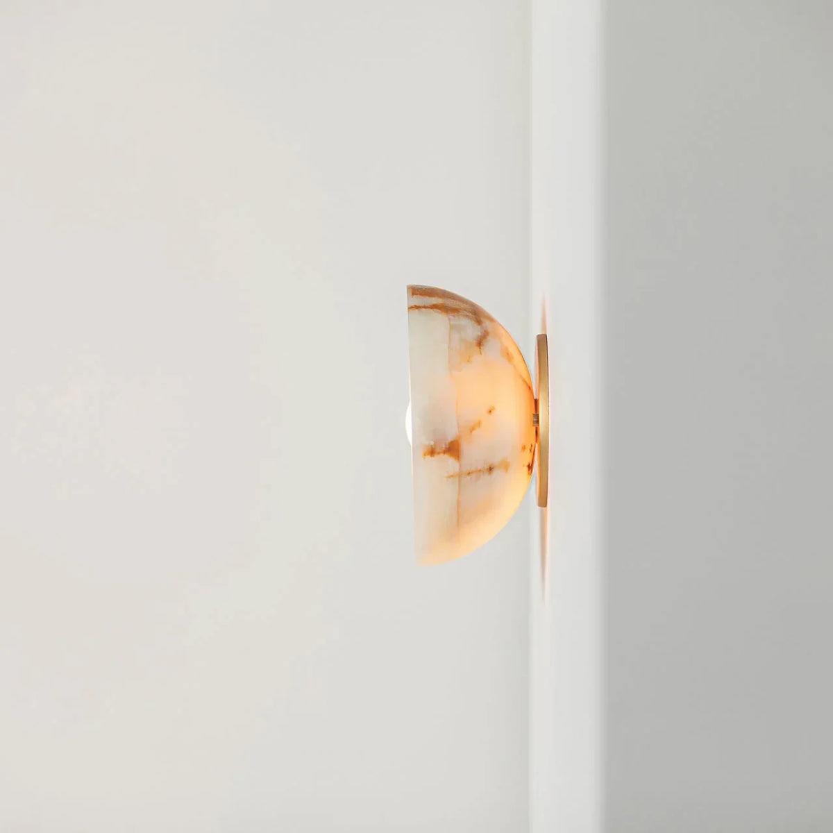 Jade Deisgn Wall Lamp