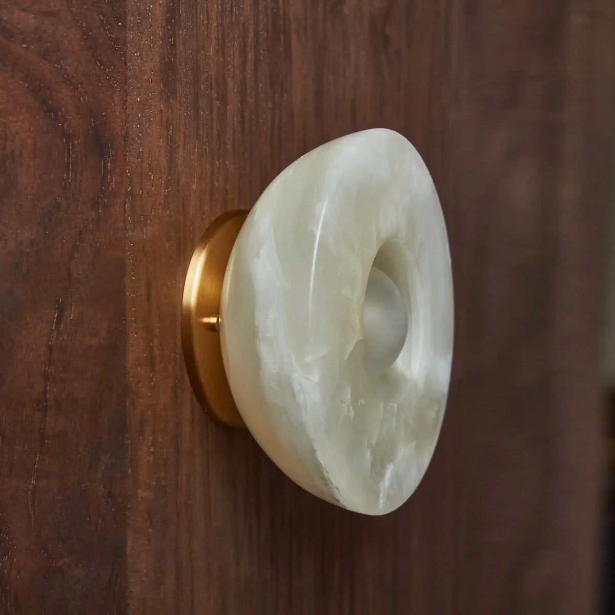 Jade Deisgn Wall Lamp