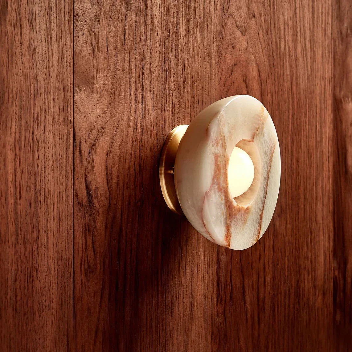 Jade Deisgn Wall Lamp