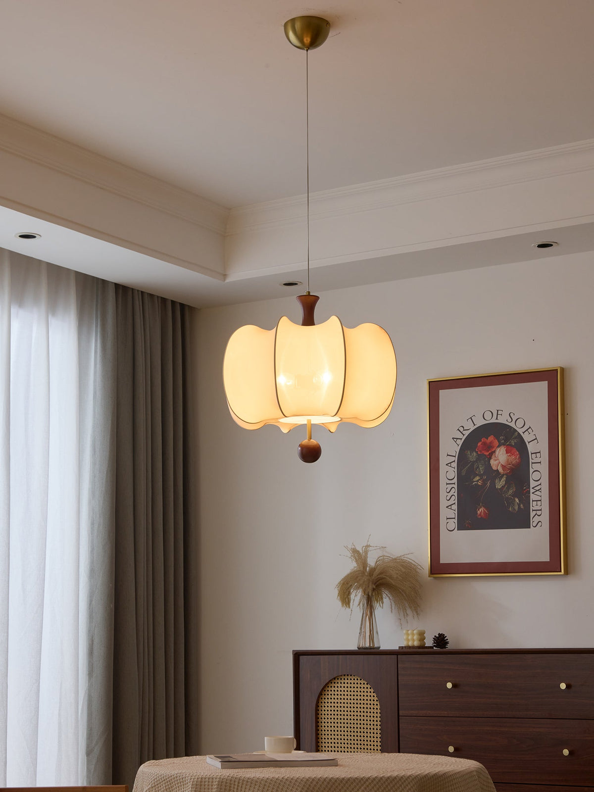 Elvelise lámpara colgante de tejido y madera