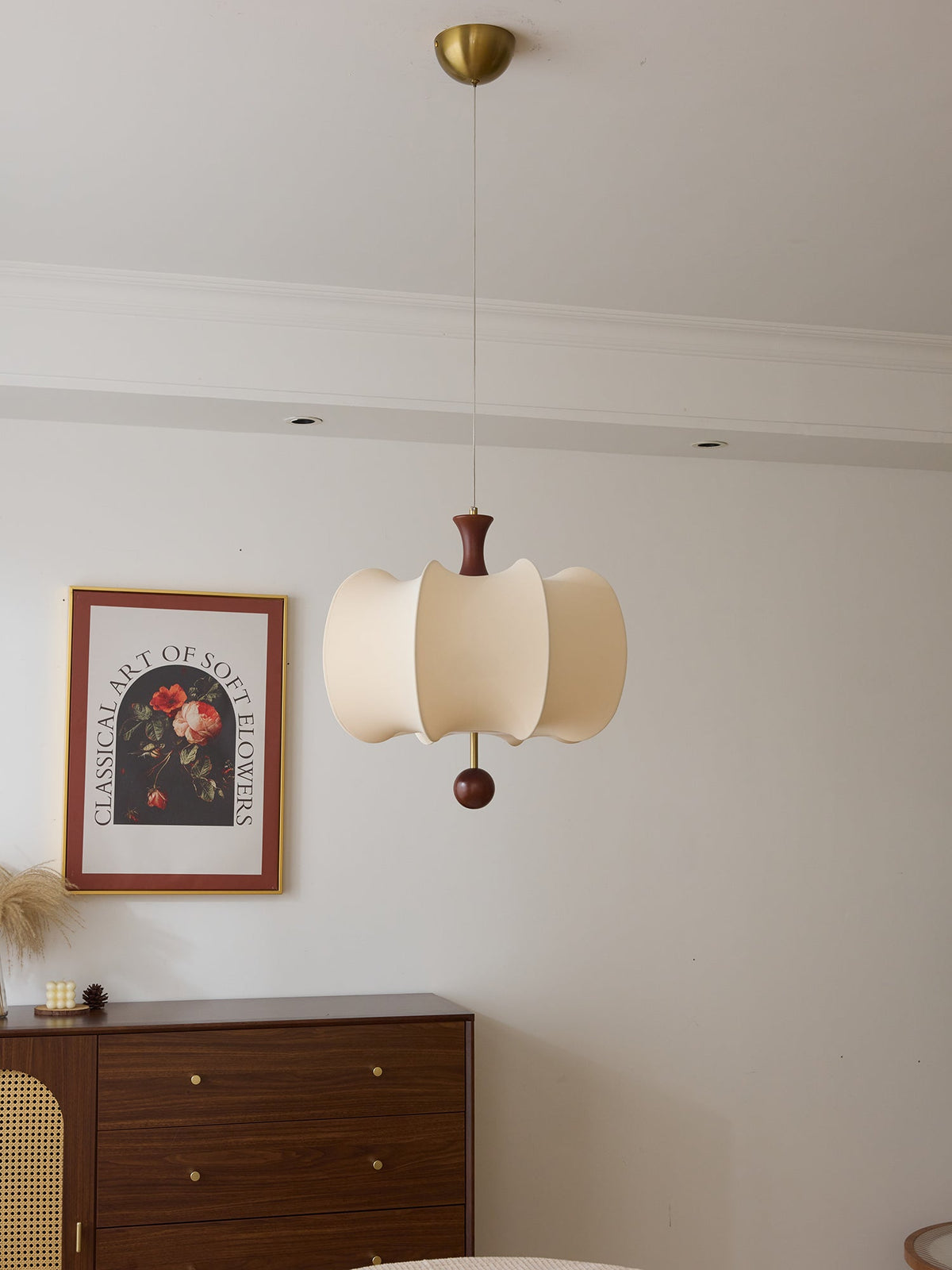 Elvelise lámpara colgante de tejido y madera