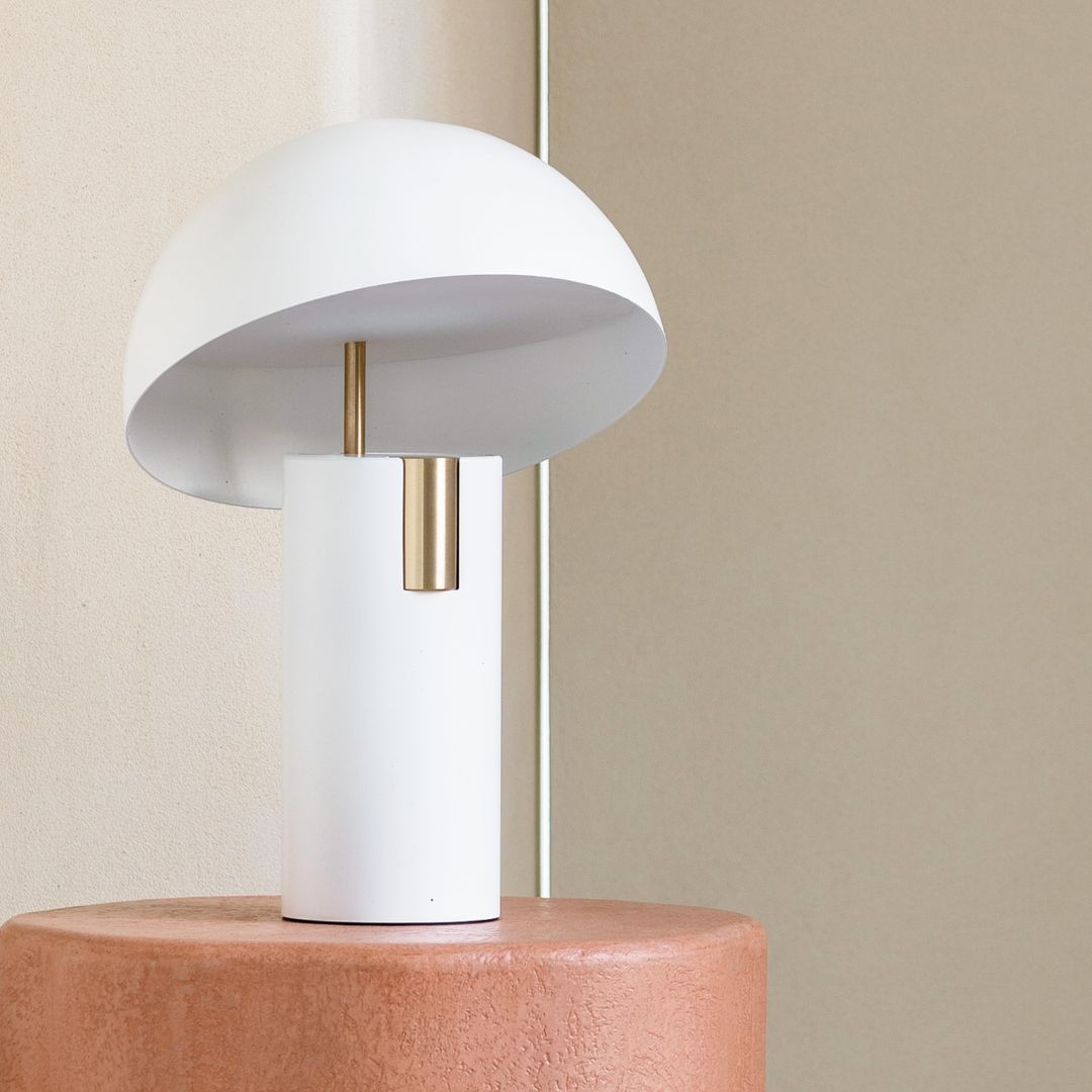 Veroca lámpara de mesa de acero industrial