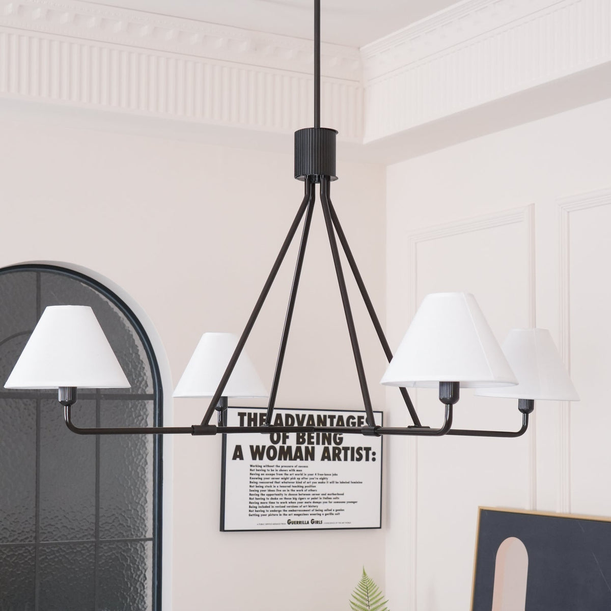 Vase lámpara de araña con pantalla cónica minimalista