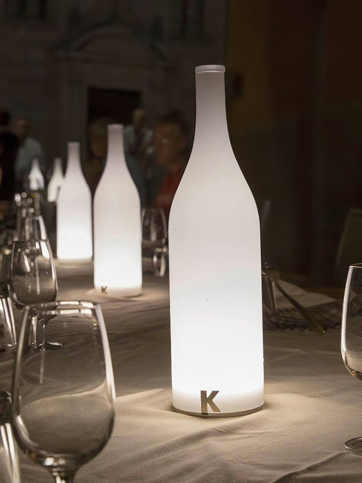 Vino lámpara de mesa con batería integrada