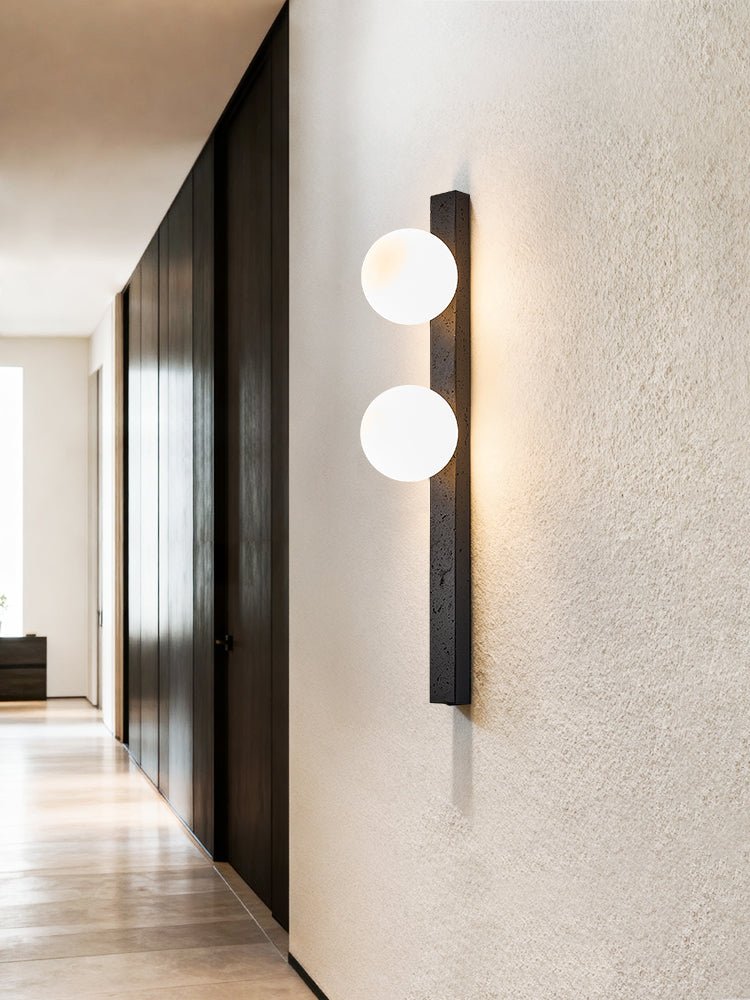Zoshaira aplique de pared con globo negro y travertino