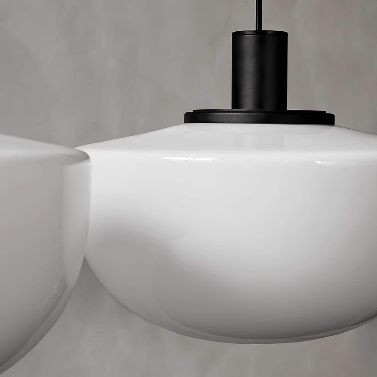 Lámpara colgante de vidrio cúpula metal montaje minimalista relajante