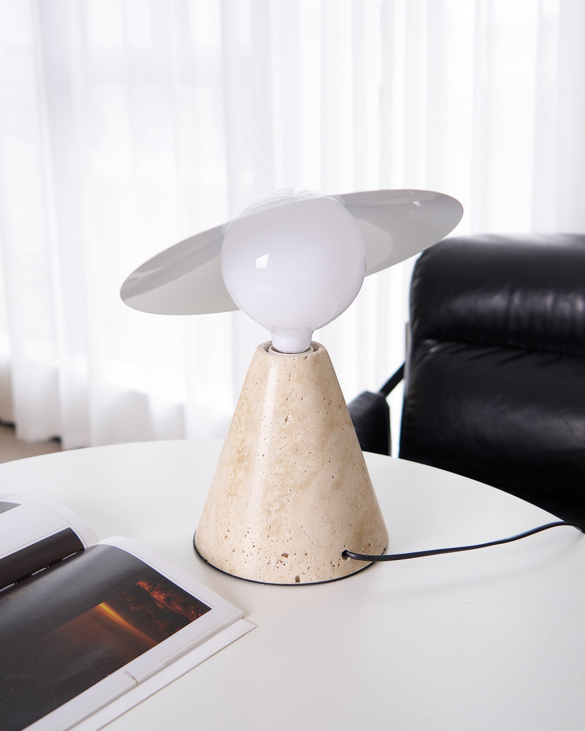 Elaalise lámpara de mesa