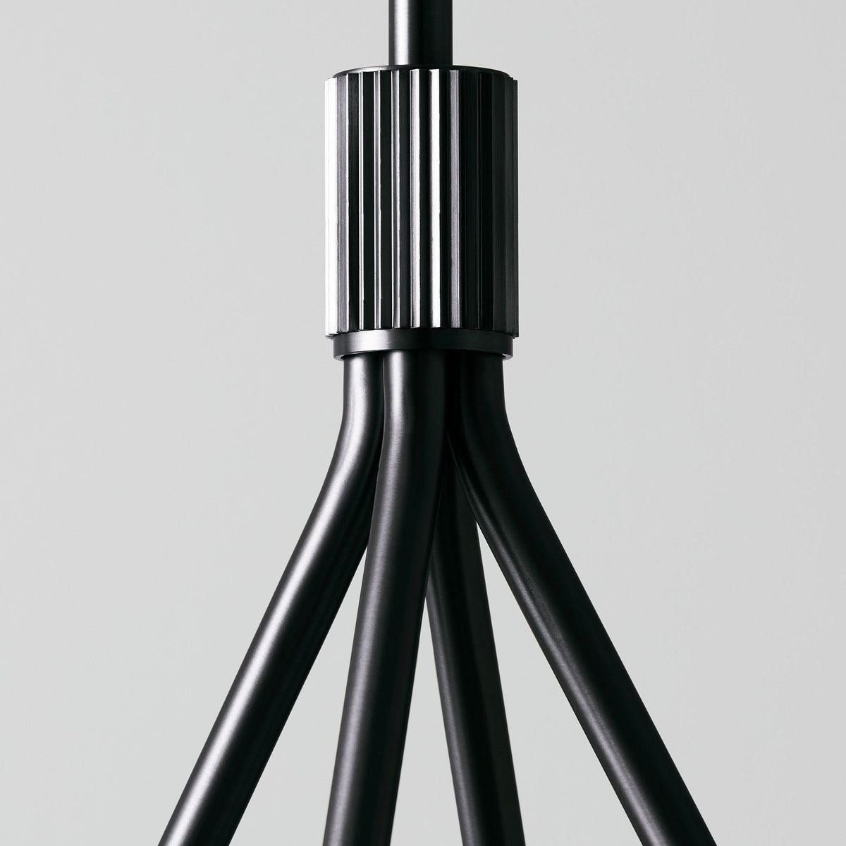Vase lámpara de araña con pantalla cónica minimalista