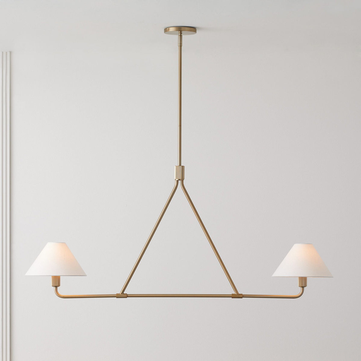 Vase lámpara de araña con pantalla cónica minimalista