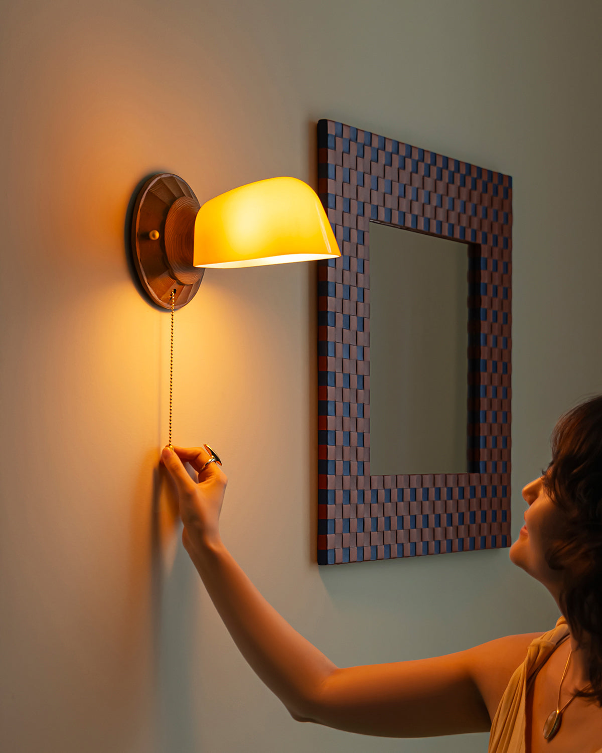Elaelette aplique de pared