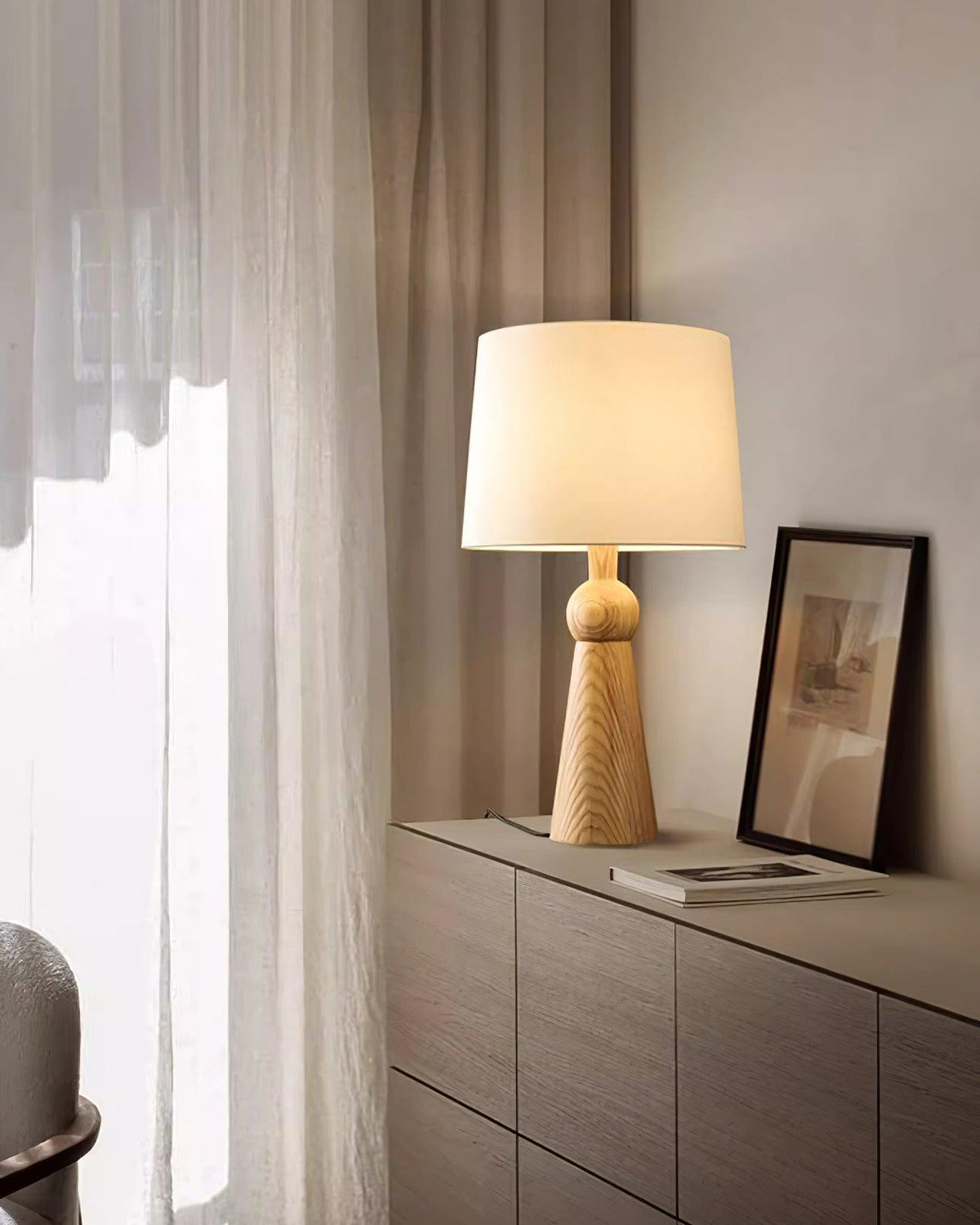 Lioria lámpara de mesa de madera y tejido