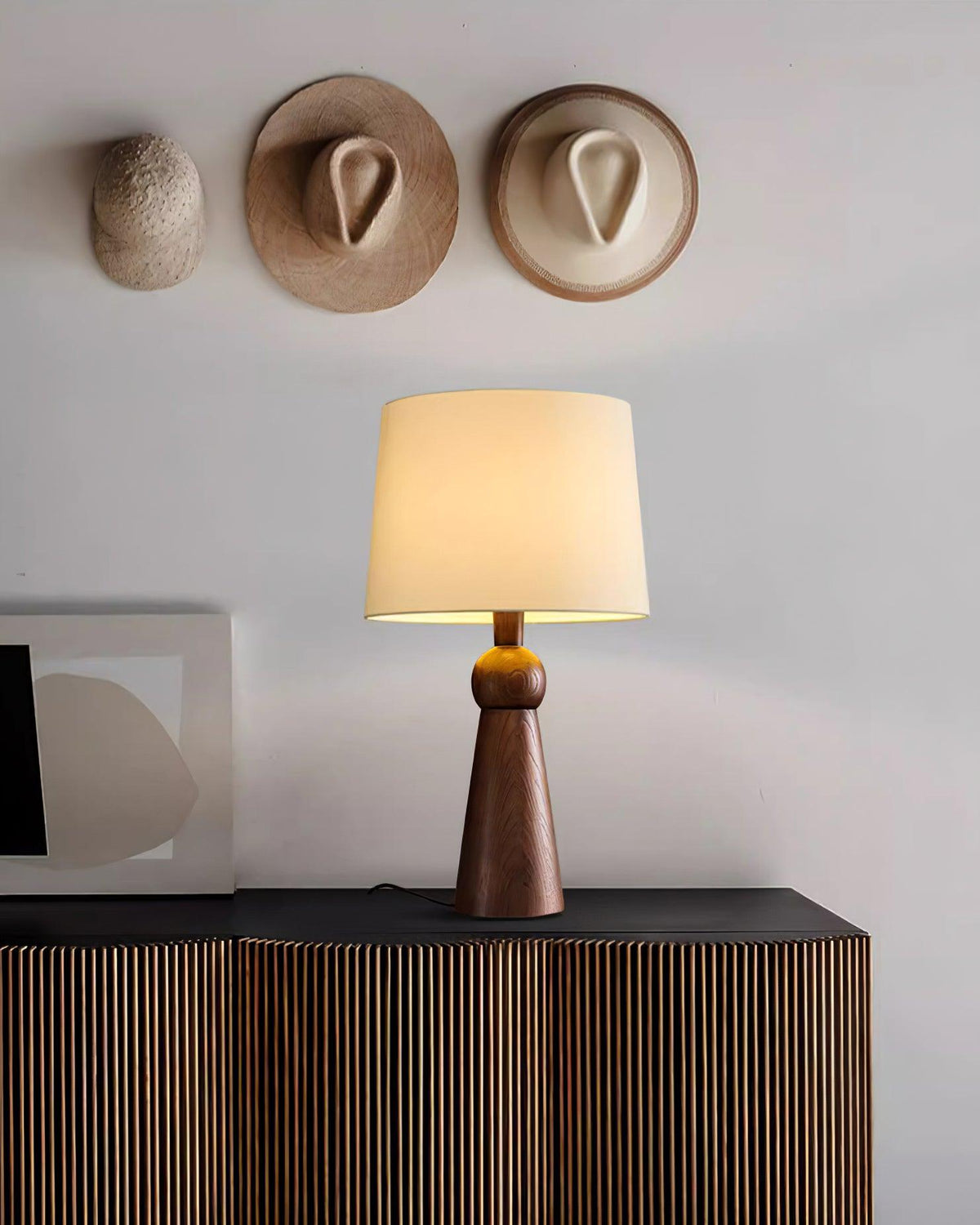 Lioria lámpara de mesa de madera y tejido
