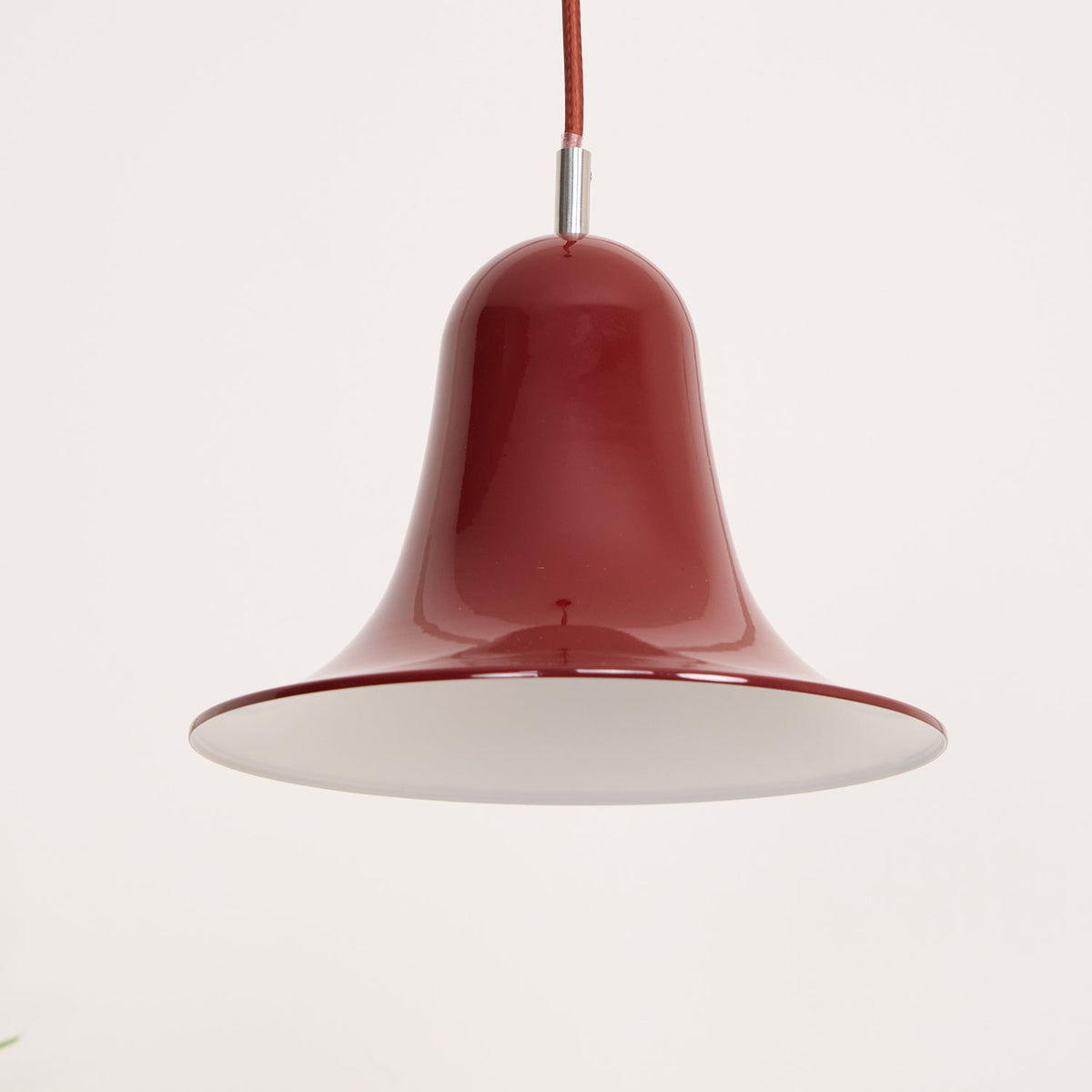 Nevin lámpara colgante minimalista con pantalla en forma de campana