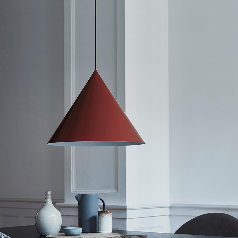 Caeluvyu lámpara colgante moderna minimalista de metal oscuro