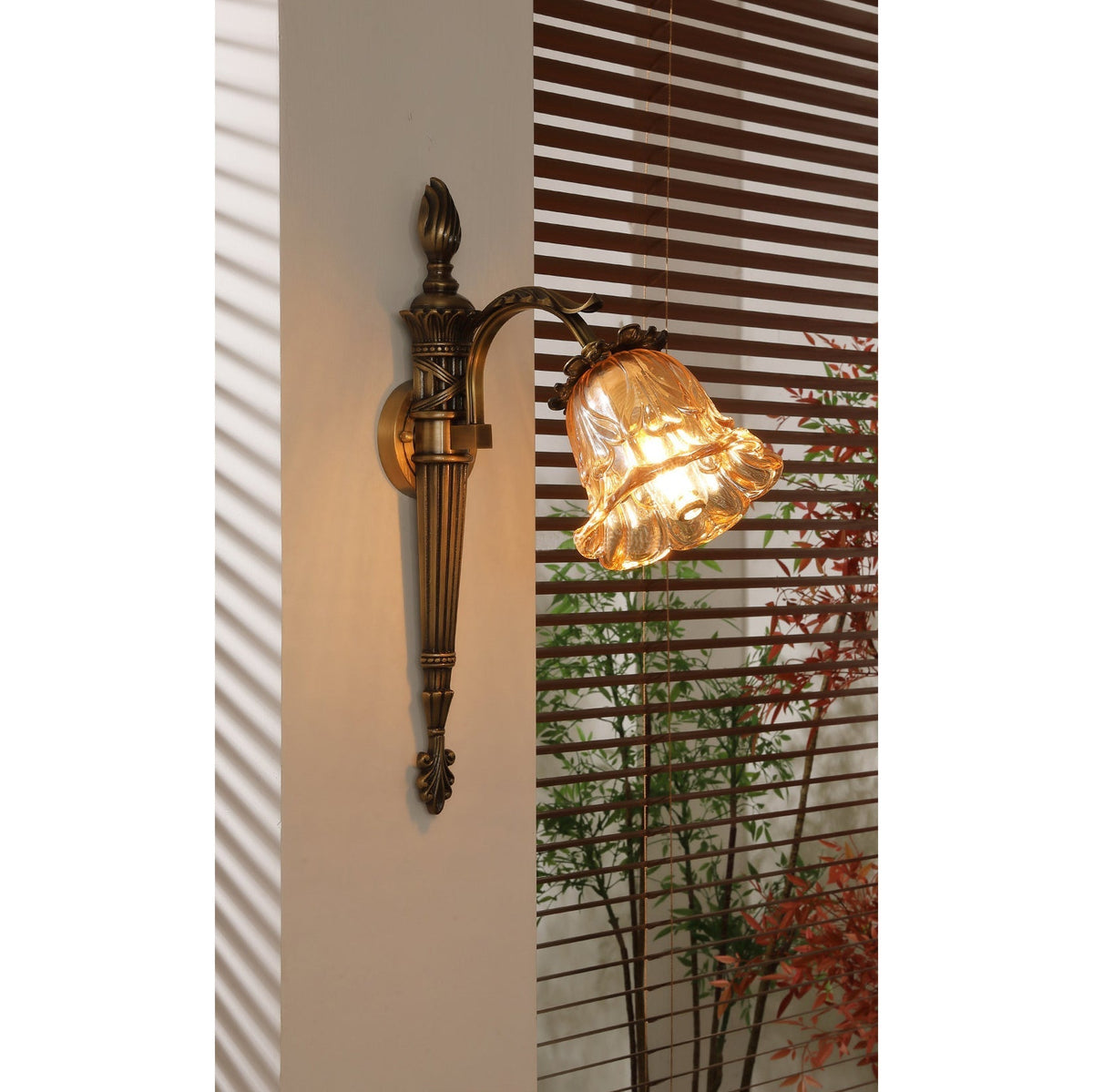 Viraerelia aplique de pared