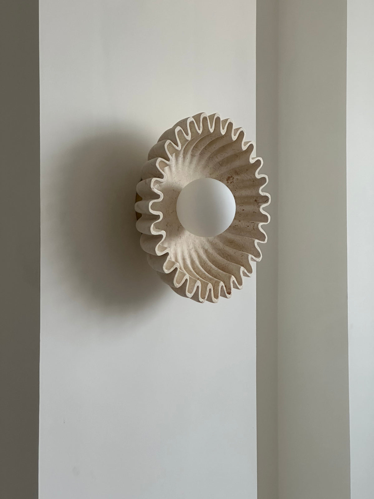 Avenisielle aplique de pared