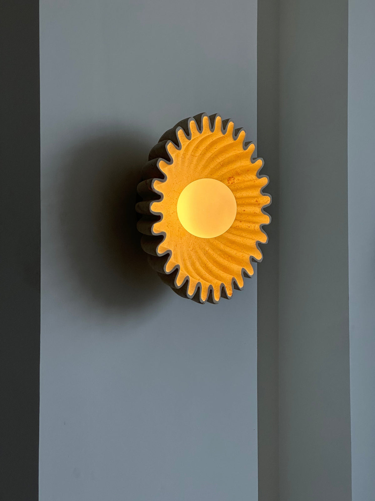 Avenisielle aplique de pared