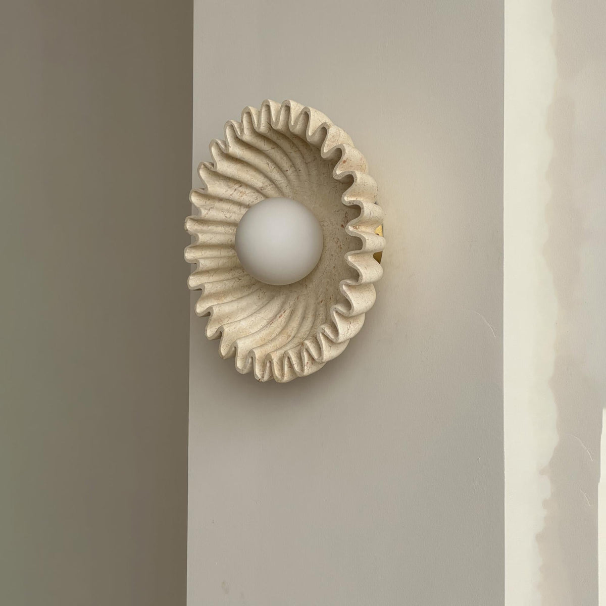 Avenisielle aplique de pared