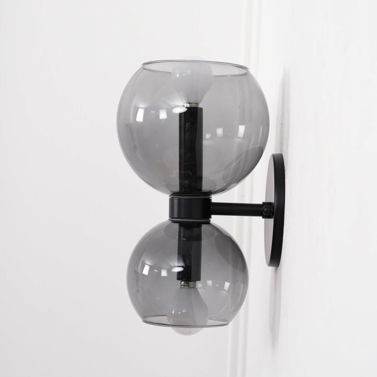 Umarion aplique de pared redondo con vidrio perla