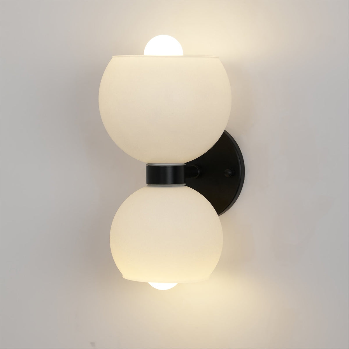 Umarion aplique de pared redondo con vidrio perla