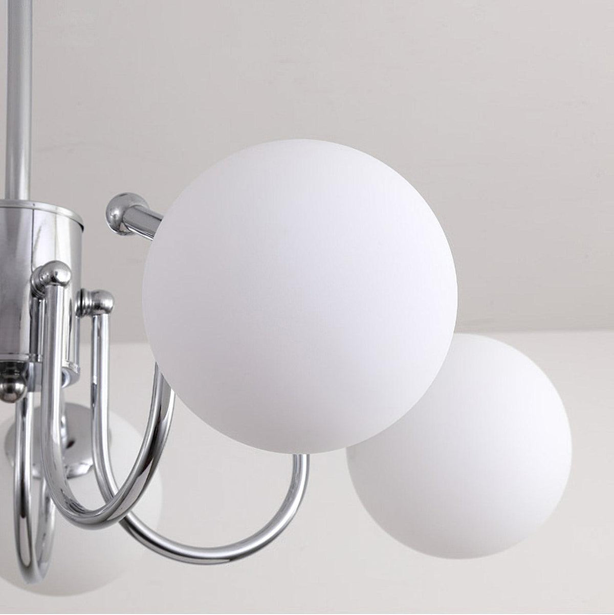 Tave lámpara de araña globo Chrome moderna