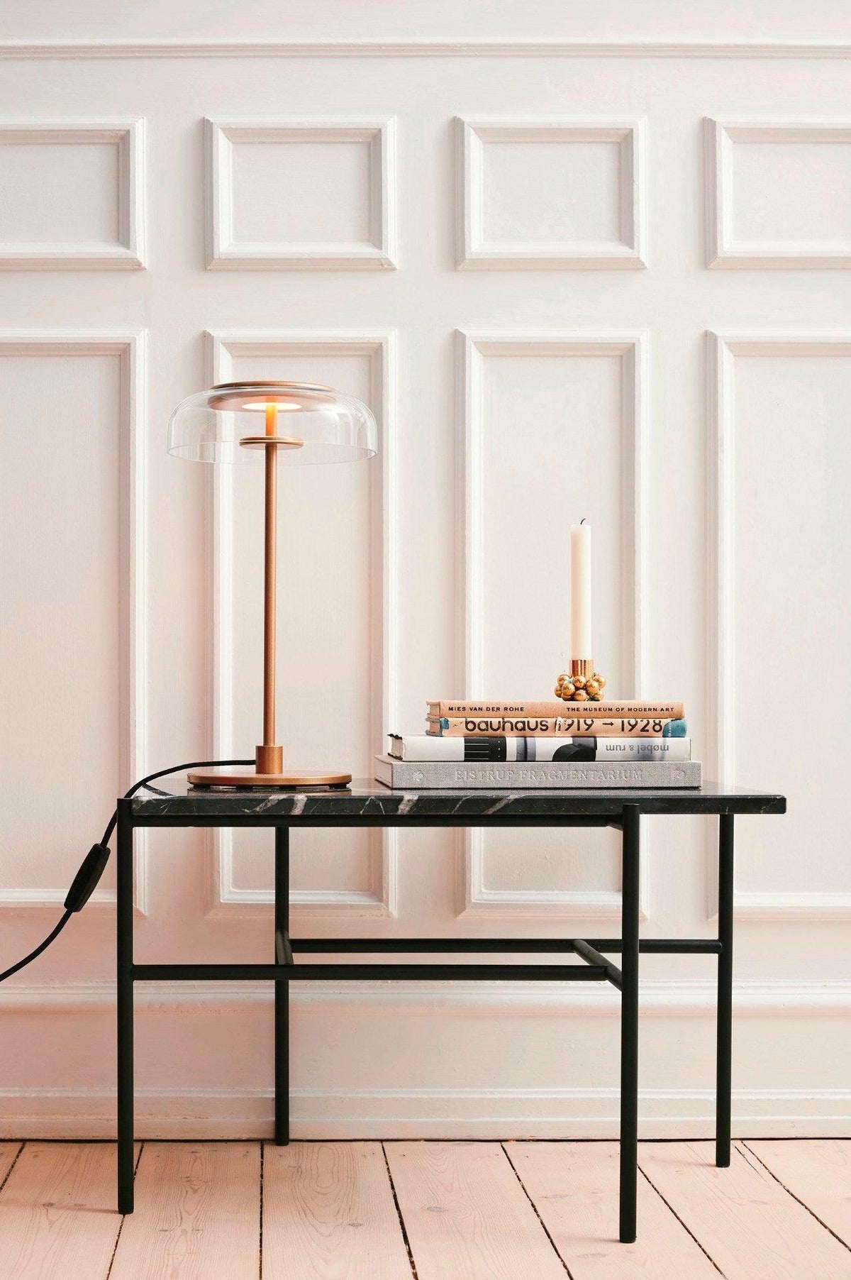 Rinelette lámpara de mesa con pantalla de vidrio transparente y base de madera