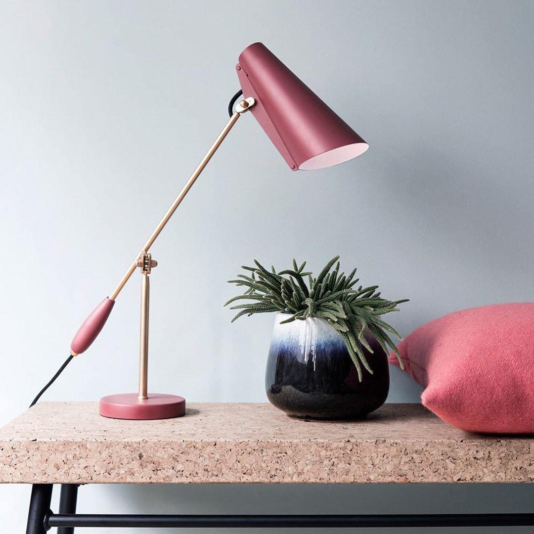 Orbix lámpara de mesa de acero estilo mid-century