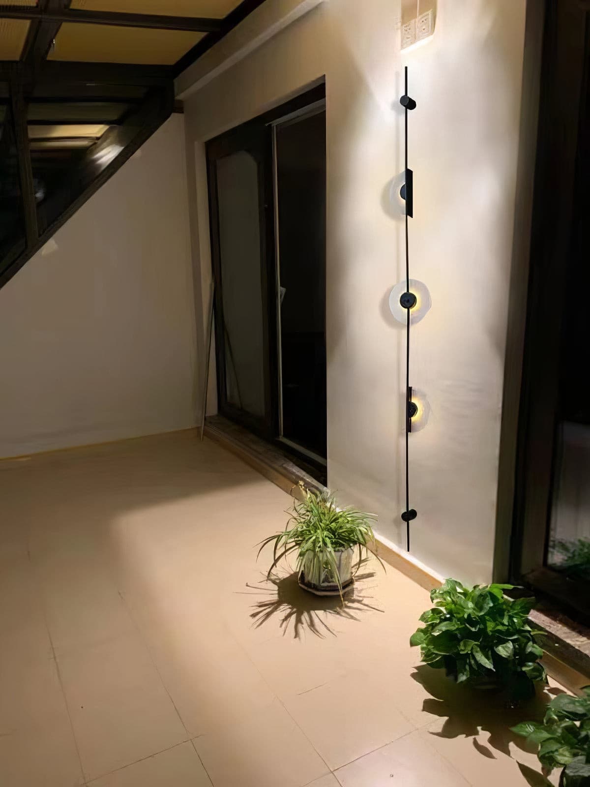 Slender aplique de pared alabastro moderno minimalista