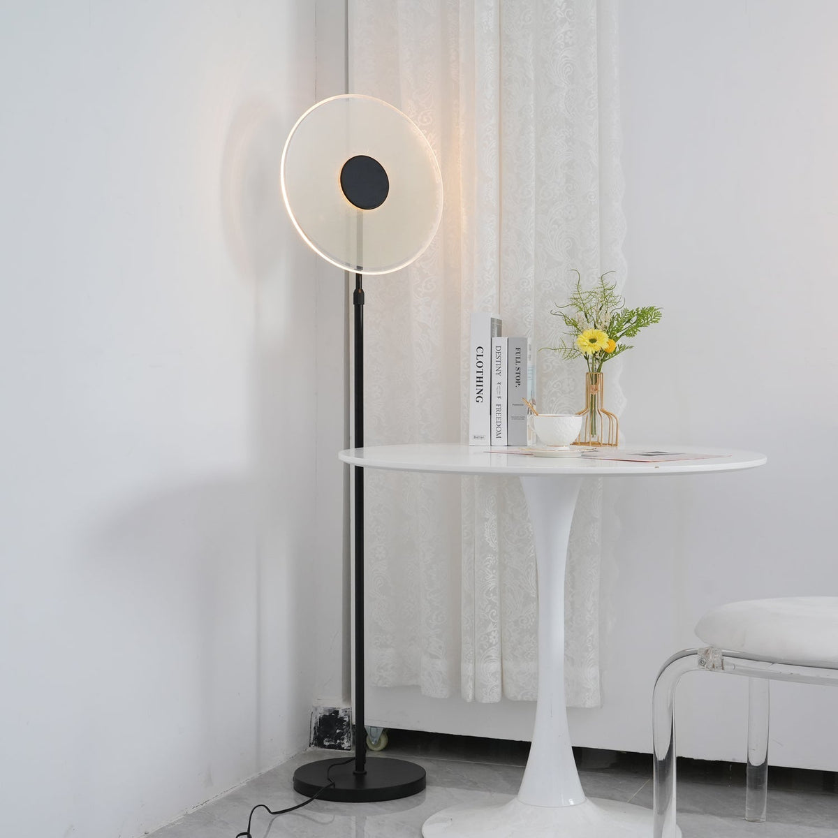 Abir lámpara de pie minimalista