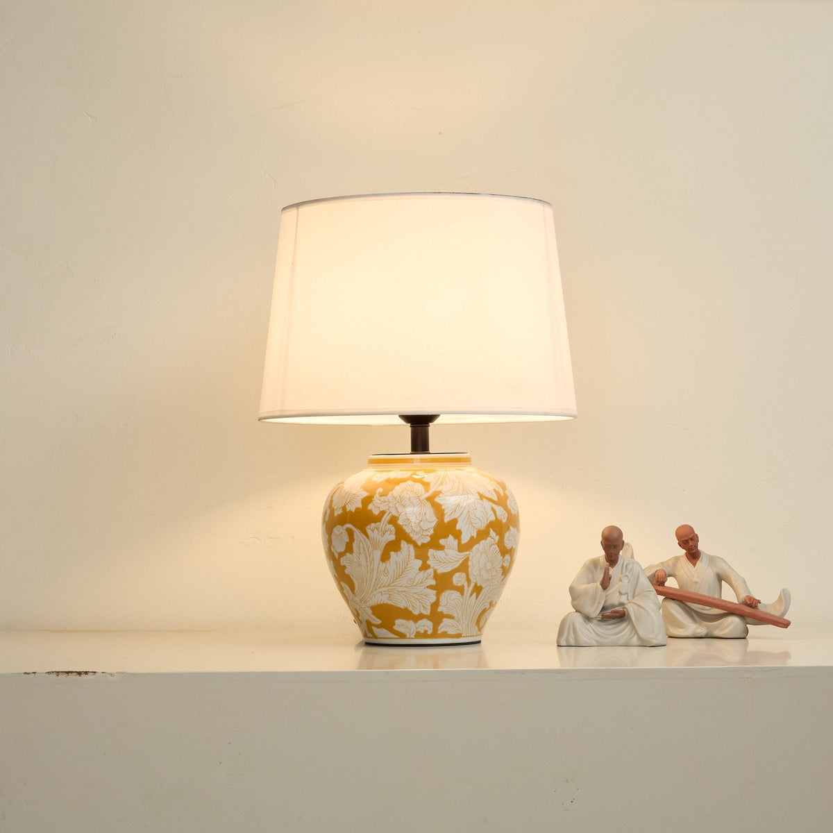 Ceriseria Blazing flor lámpara de mesa de cerámica