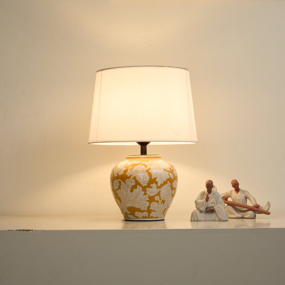 Ceriseria Blazing flor lámpara de mesa de cerámica