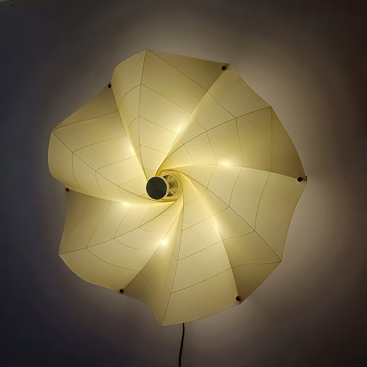 Liniise lámpara colgante de tejido con sombra plisada beige