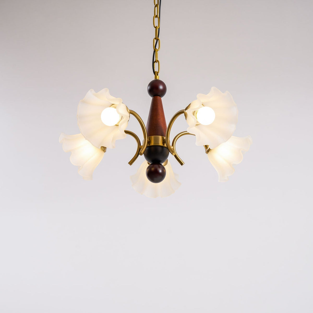 Ilvinan lámpara de araña tradicional elegancia madera vidrio
