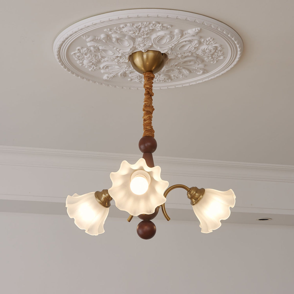 Ilvinan lámpara de araña tradicional elegancia madera vidrio