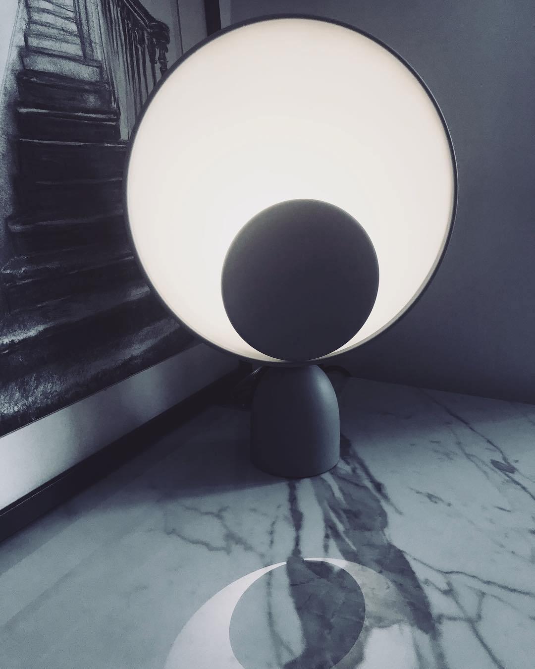 Prynd lámpara de mesa moderna