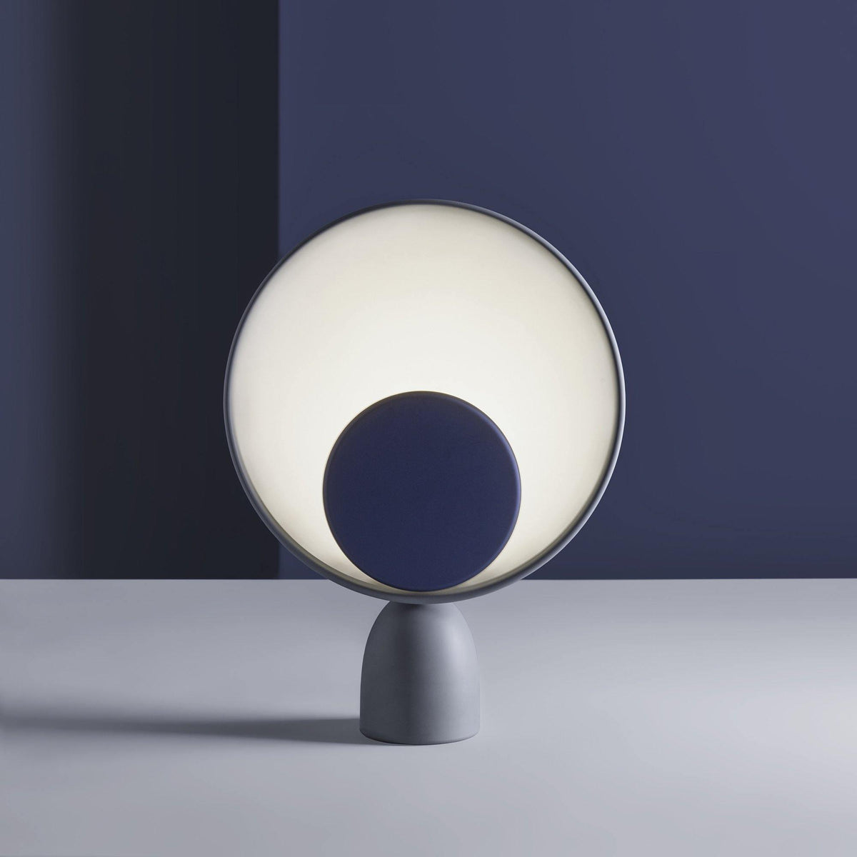 Prynd lámpara de mesa moderna