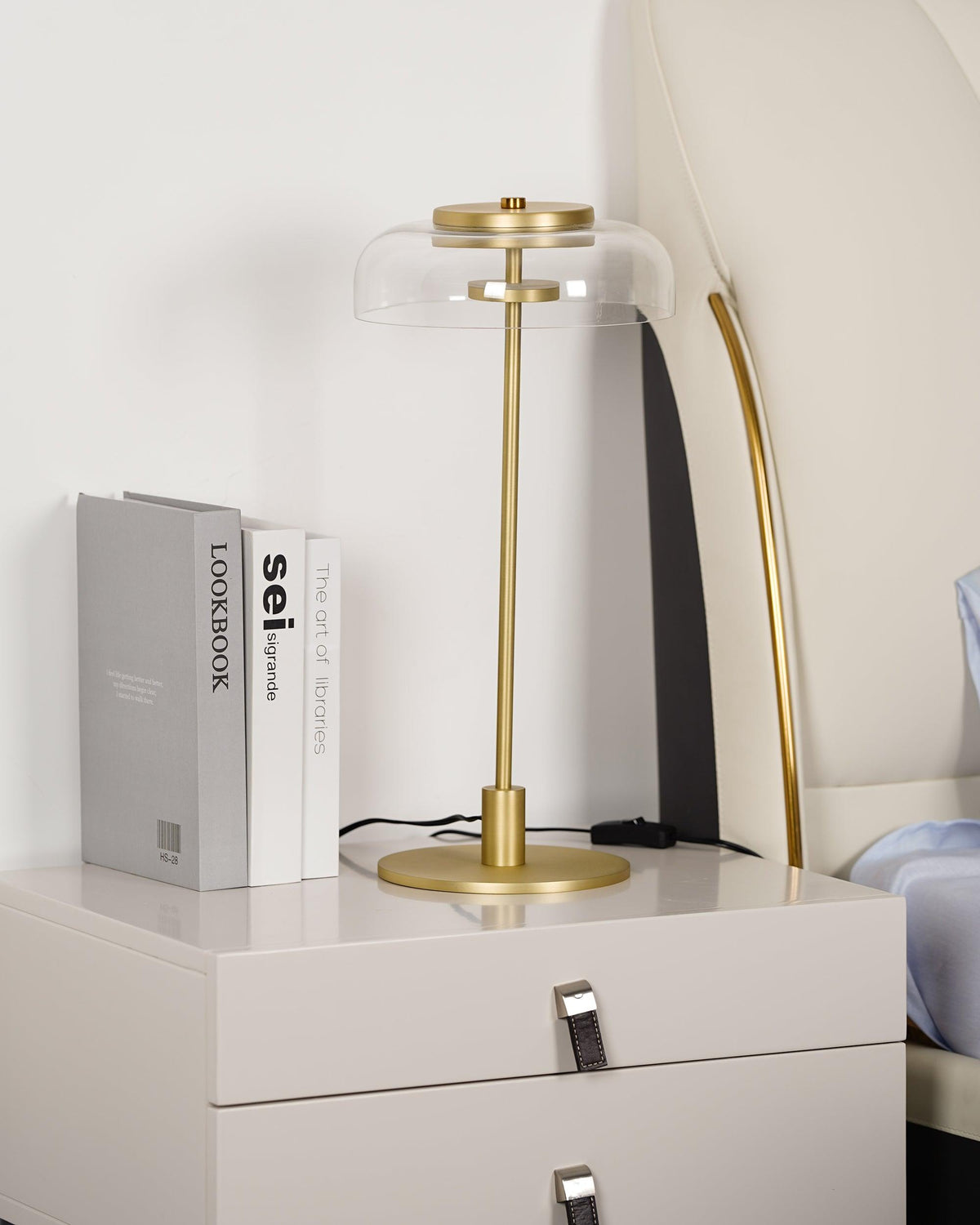 Rinelette lámpara de mesa con pantalla de vidrio transparente y base de madera